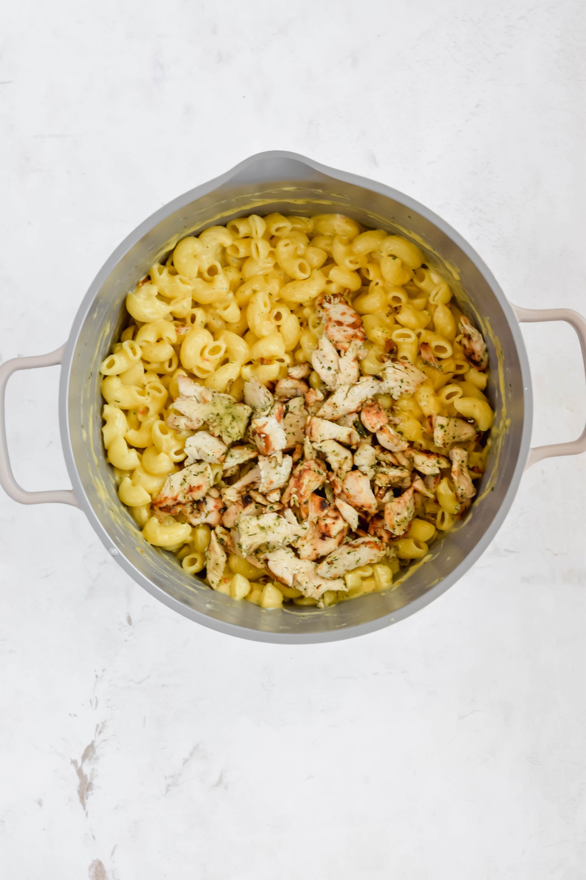 chicken ranch mac n cheese cooked in pot with chicken